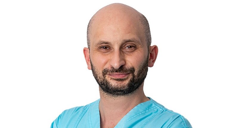 Dr. Pop Daniel-Laurenţiu - Arth-Orthopedics